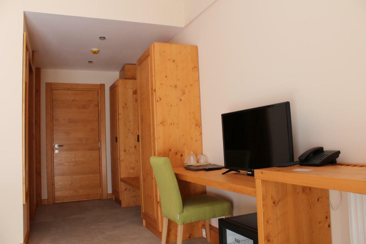Monte Cervo Bio Hotel&Spa Covasna Buitenkant foto